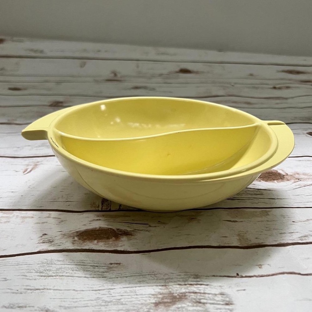 Boonton Divided Serving Bowl Yellow Melmac MCM 605-10 OS